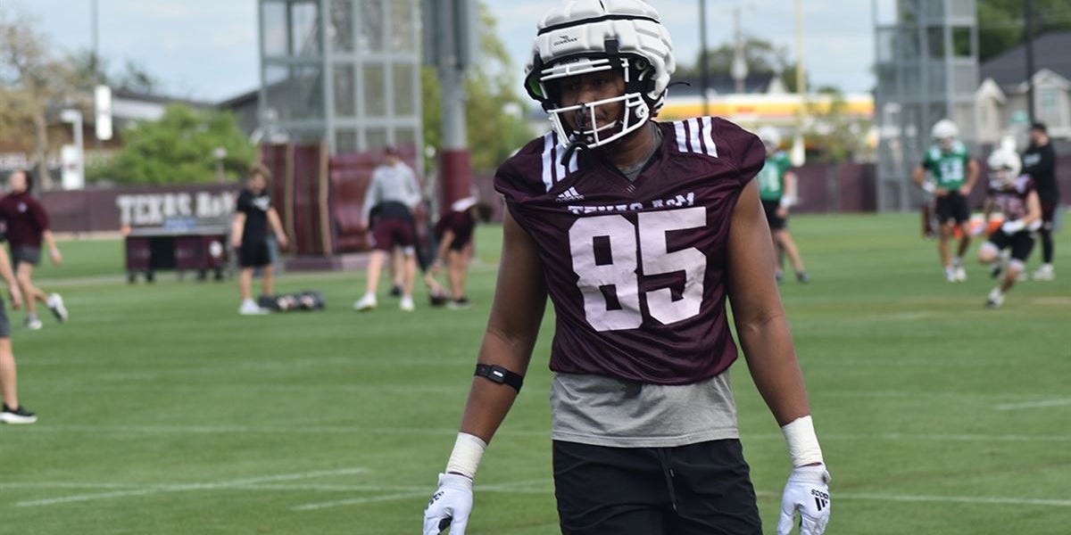 Texas A M Footballl Roster Jaden Platt Is A Big Body At Te T