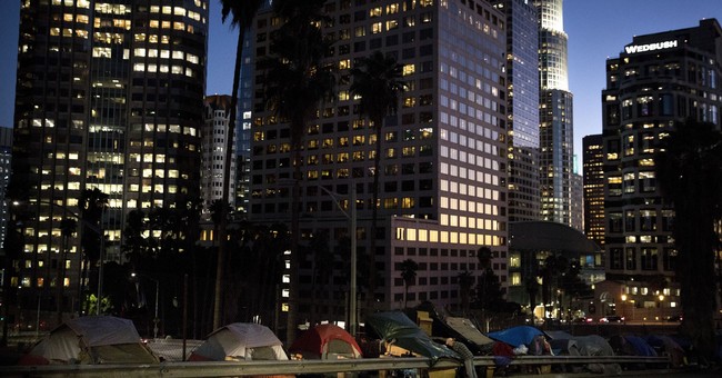 Los Angeles City Council Proposes to Open Vacant Hotel Rooms for the Homeless