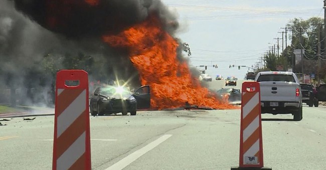 WATCH: A Plane in Peril’s Pilot Tries to Land on an LA Freeway During Lunchtime Traffic