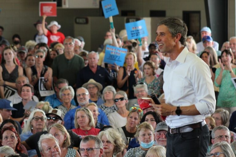 Beto O’Rourke’s rural Texas push attracts hundreds in deep-red Fredericksburg