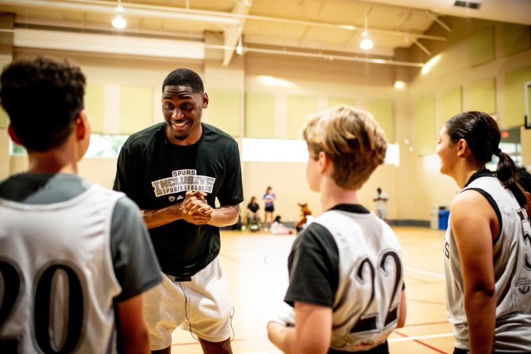 Spurs’ rookies sign autographs, teach basketball skills to kids at Morgan’s Wonderland