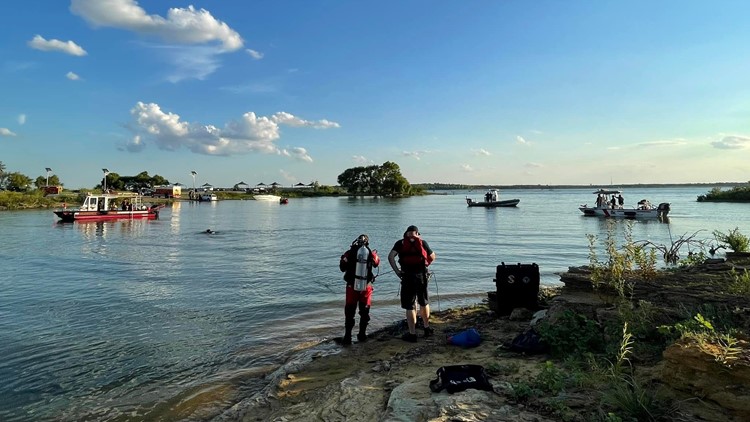 Body of 63-year-old man pulled from Grapevine Lake, officials say