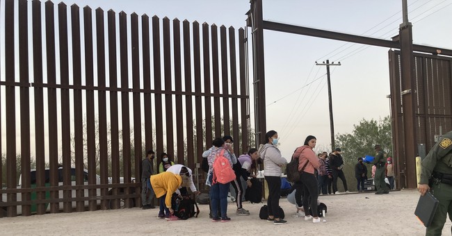 WATCH: The Difference Between Texas National Guard and Biden’s Border Patrol in One Stark Video