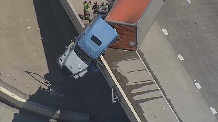 Driver dies following crash involving semi-truck in Allen, police say