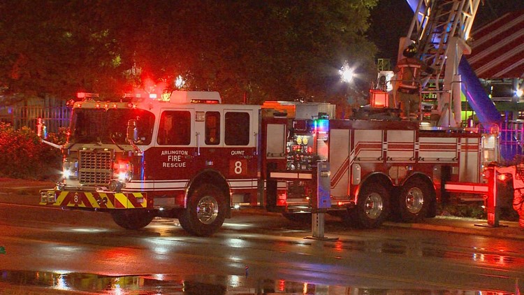 Arlington Fire deputy chiefs suing city for overtime pay