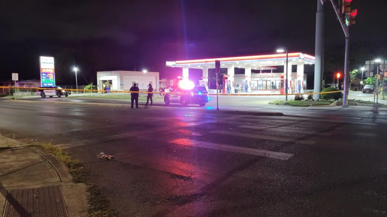 Man arrested after random stabbings outside H-E-B, at VIA bus stop on Southeast Side, police say