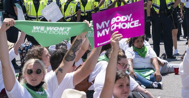 Planned Parenthood Halting Abortions in Arizona After Judge Lifts Injunction on 1864 Ban