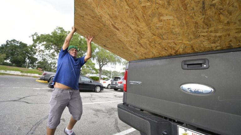 As Hurricane Ian strikes Cuba, Florida is bracing for a damaging Category 4 storm