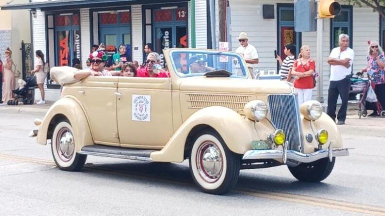 San Antonio celebrates Diez y Seis with parades, parties and pride