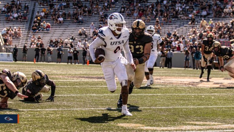 UTSA plays number 21 Texas at Memorial Stadium on Saturday