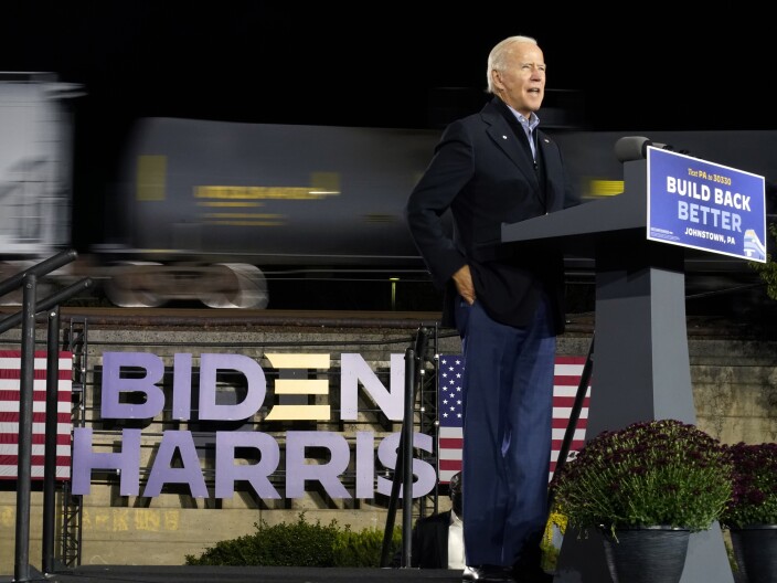 Biden says a tentative railway labor deal has been reached, averting a strike