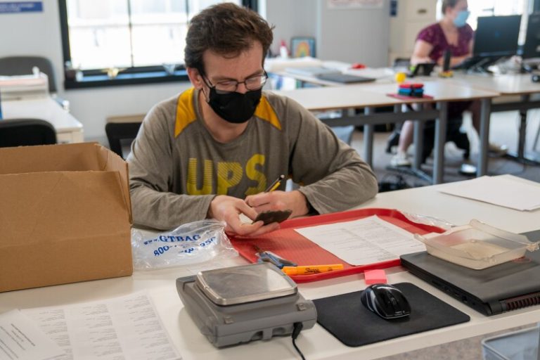 Archives, artifacts, and ‘a lot of rocks’: Army Corps of Engineers is training veterans for jobs