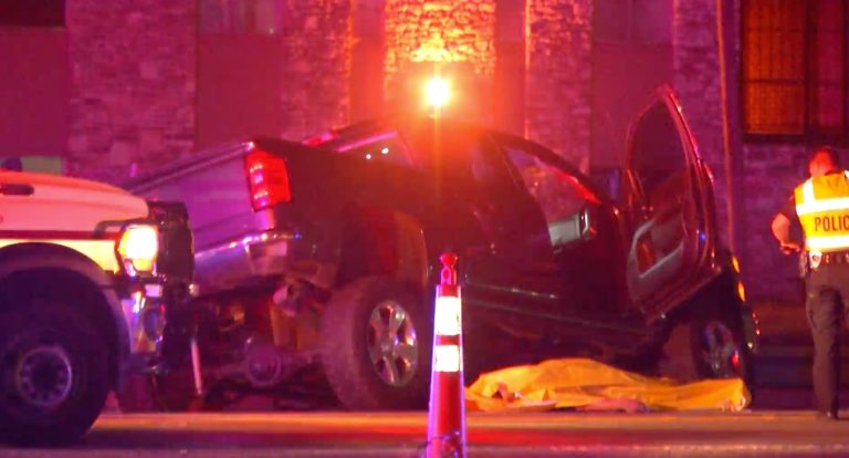 Man dies after crashing his pickup truck on West Side, police say