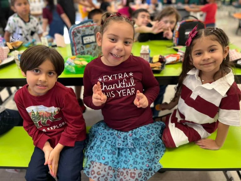 Unite for Uvalde: Pictures show San Antonio-area schools supporting Uvalde on first day of school