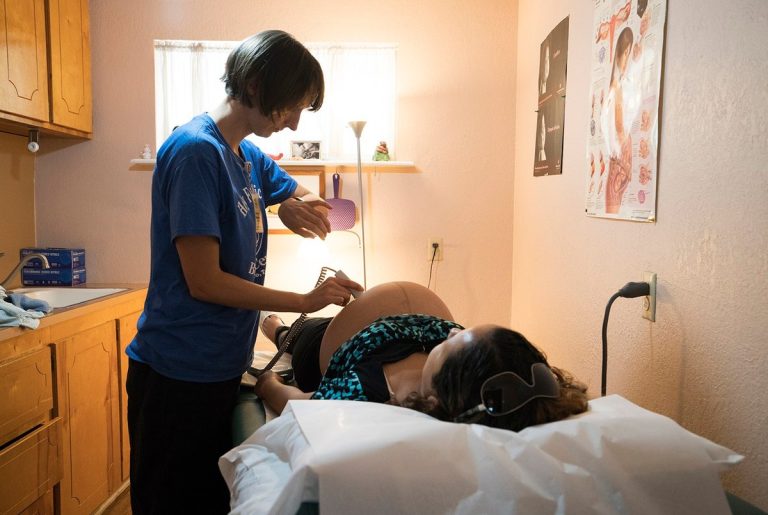 Delayed: Mandatory maternal mortality rate data won’t be ready for Texas lawmakers in time for 2023 session