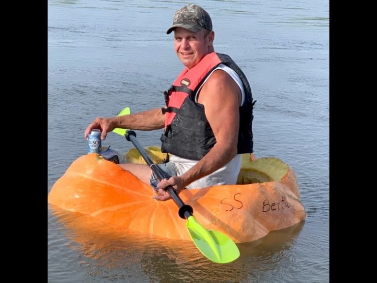 Nebraska Man Makes World’s Longest Journey by Pumpkin Boat on 60th Birthday