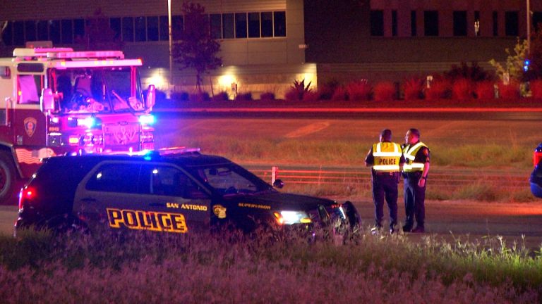 Pair taken to hospital after early-morning crash on far West Side