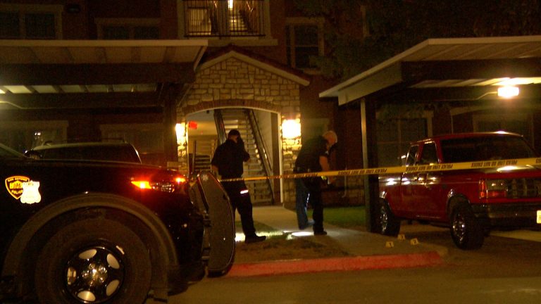 Man wounded in overnight shooting on West Side