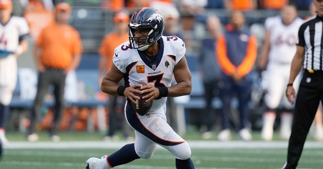 Seahawks Stun Russell Wilson and Broncos on Monday Night Football