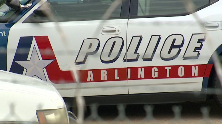 Arlington student arrested, charged with bringing gun to middle school