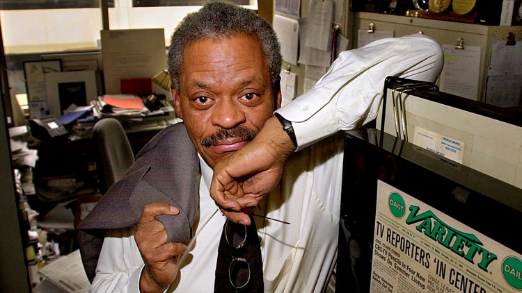 Longtime CNN anchor Bernard Shaw dead at 82