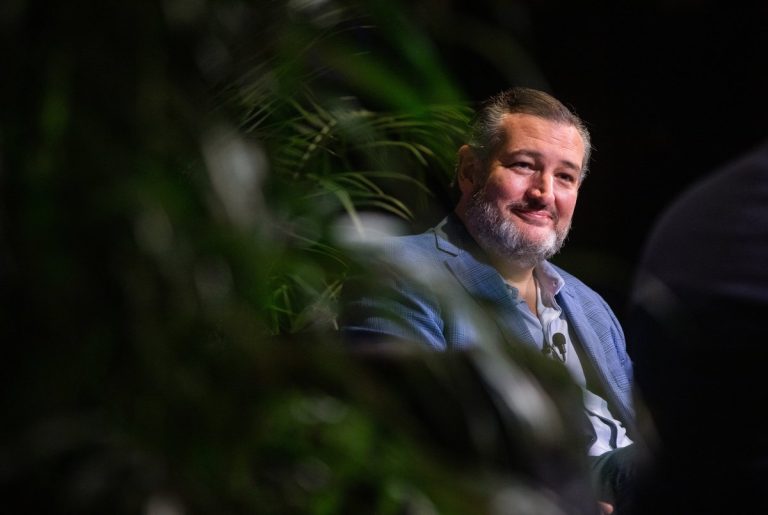 Ted Cruz warns DHS secretary he could be impeached over rise in migrant crossings