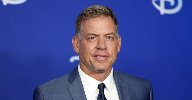 NFL Commentator Troy Aikman Sends Liberal Sportswriters Into a Tizzy