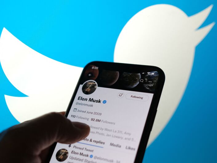 Elon Musk says he’s willing to buy Twitter after all