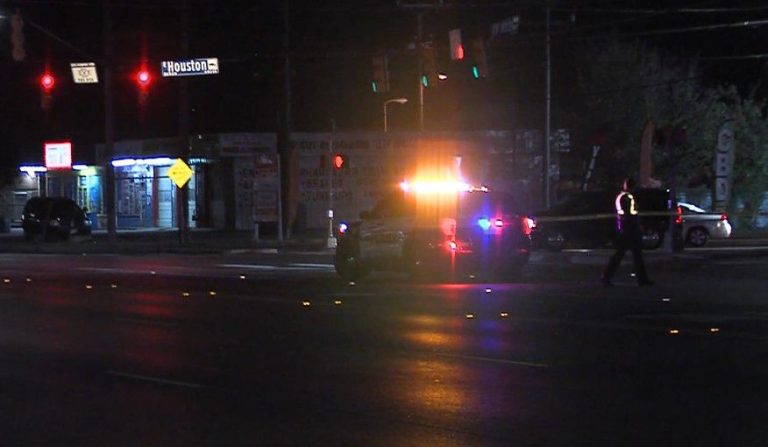 2 men injured in shooting at East Side intersection, said SAPD