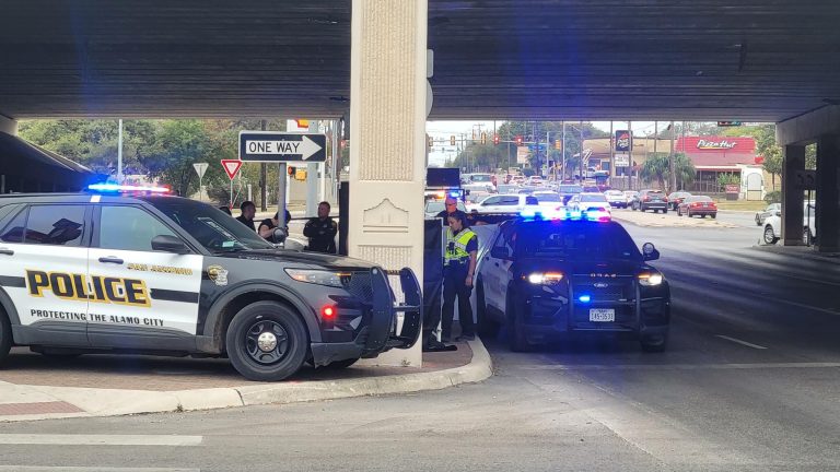 Man sleeping under I-10 hit, killed by car after driver lost control, brakes malfunctioned, SAPD says