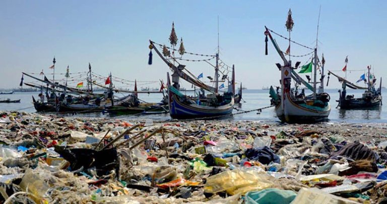 Fishermen Getting Paid to Collect Plastic Trash at Sea, As Indonesia Slashes Pollution