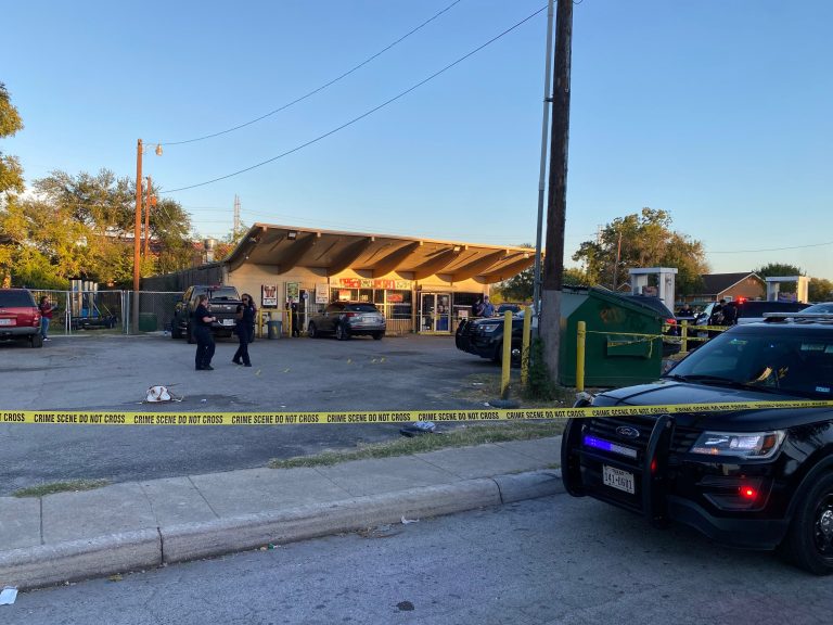 Suspects on the run after woman shot, killed near downtown-area convenience store, SAPD says