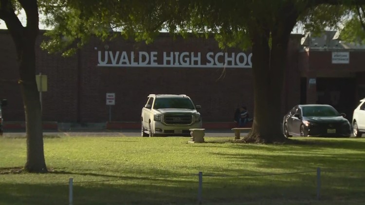 Teen arrested after making social media threats against Uvalde High School