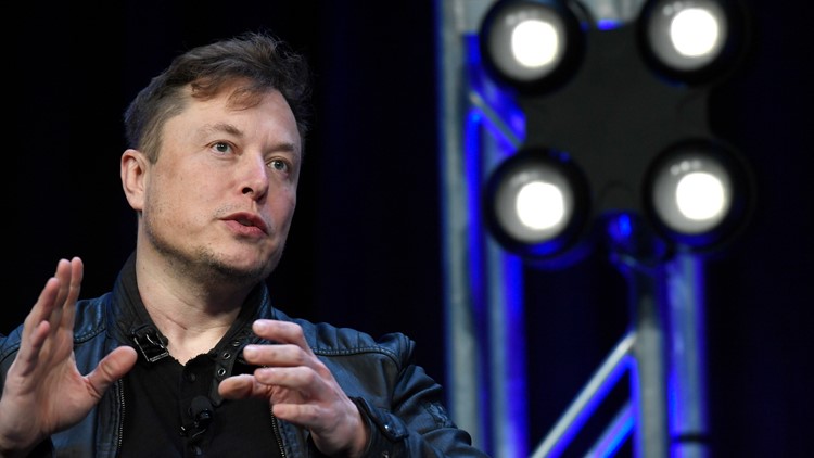 Elon Musk takes control of Twitter, immediately ousts top executives: AP sources