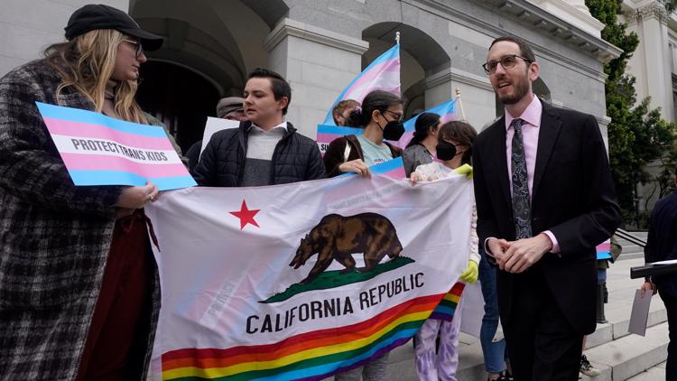 No, a California law does not allow doctors to perform gender-affirming surgeries without parental consent