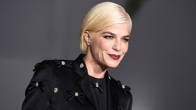 Selma Blair leaves ‘Dancing with the Stars’ over health concerns