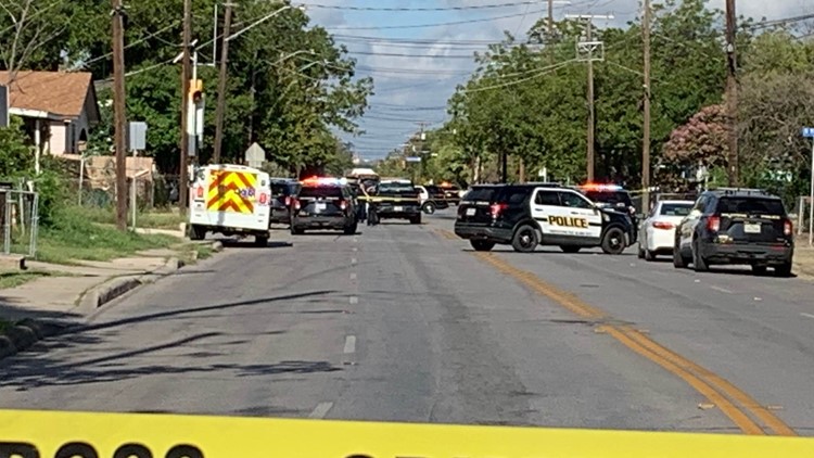 Man shot, killed by San Antonio police after struggle with officers