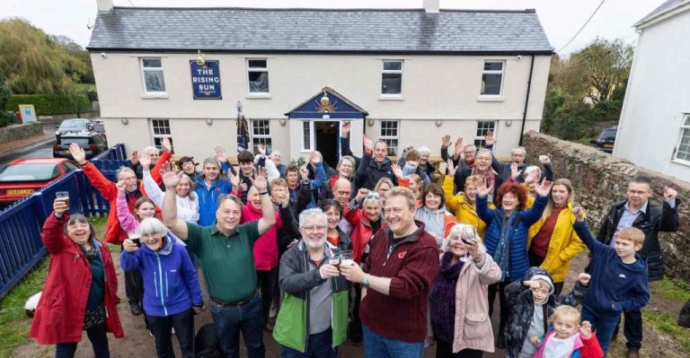 Villagers Celebrate Reopening of Local Pub After 10 Years Raising 500K to Buy it–Halt its Tear-Down