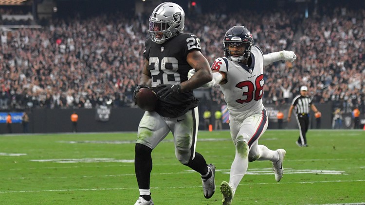 Texans can’t contain Josh Jacobs as Raiders cruise to 38-20 win