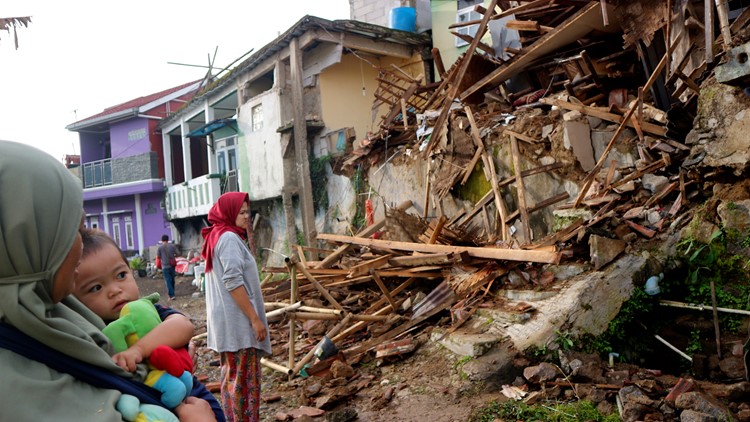 Indonesia quake death toll rises to 268; 151 still missing