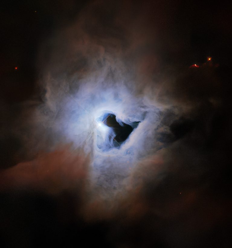 Hubble Peers at Mysterious Cosmic ‘Keyhole’