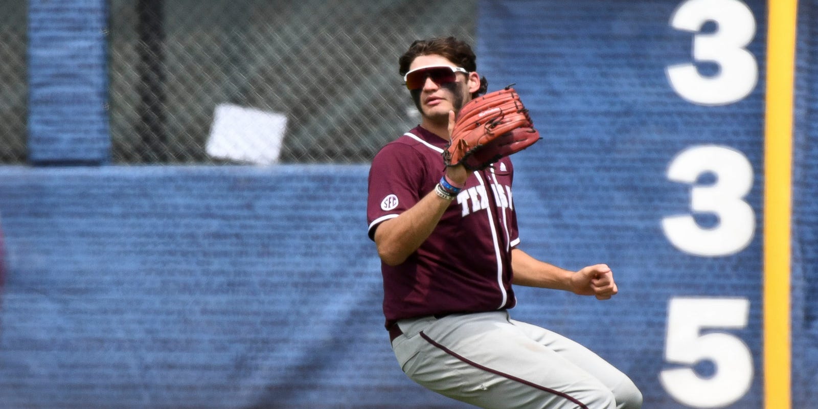 When is Jace LaViolette eligible for MLB draft? Texas A&M baseball star