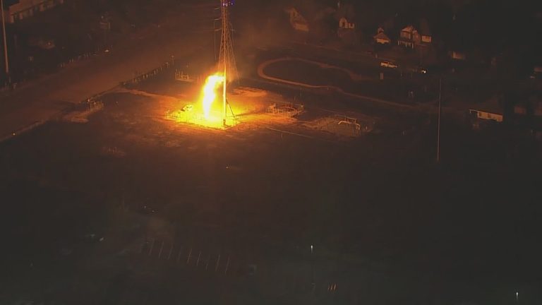 Houston natural gas pipeline still burning, over 24 hours later