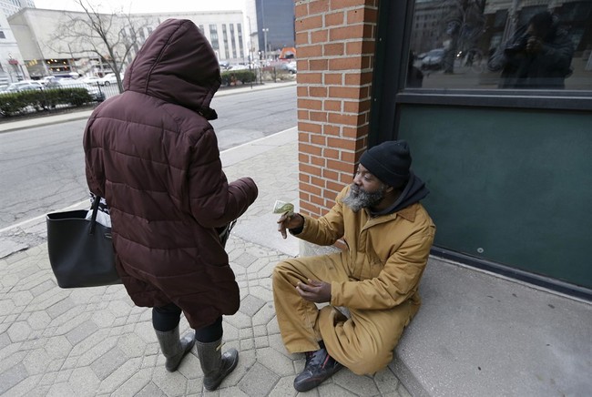 Colorado County Posts ‘Handouts Don’t Help’ Signs at Intersections, Panhandlers Disappear