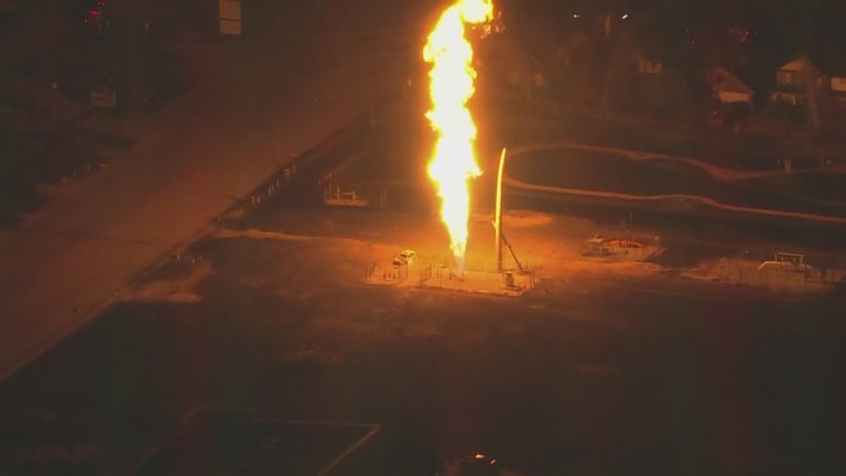 Houston gas pipeline still burning hours later