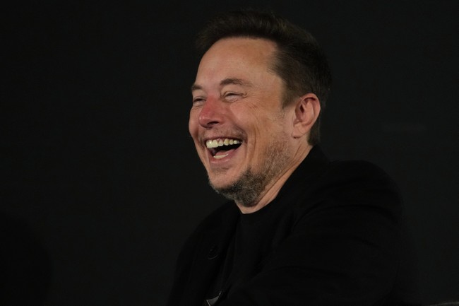 HOT TAKES: AP Gets Blasted for Attack on Musk’s X, While Elon Gets the Last Laugh