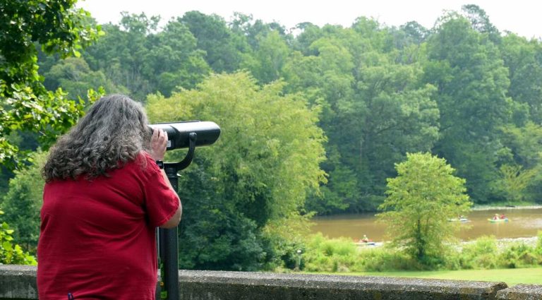 Virginia State Parks Install Viewfinders for Colorblind Visitors–Just in Time for Autumn Leaves