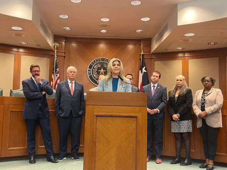 Bipartisan Texas legislators join calls for clemency for Robert Roberson