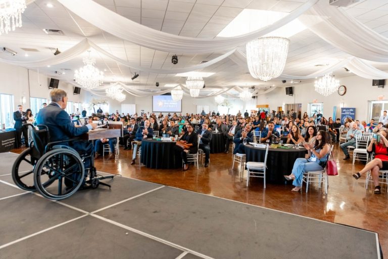 Governor Abbott Celebrates Hispanic Texans’ Contributions To Texas Economy In El Paso