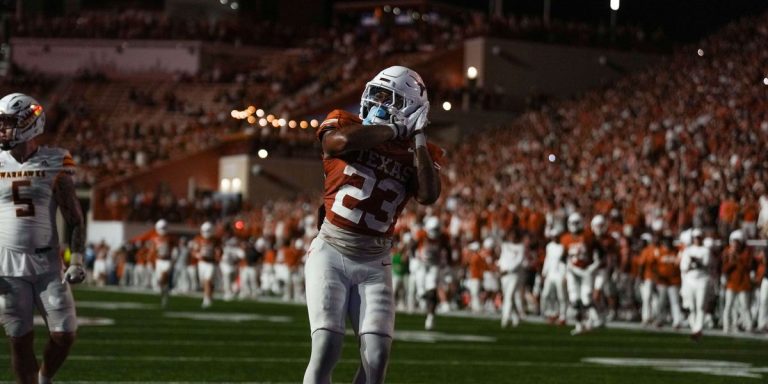 Crunch Time: Breaking down Texas’ third-down and red-zone performance vs. ULM